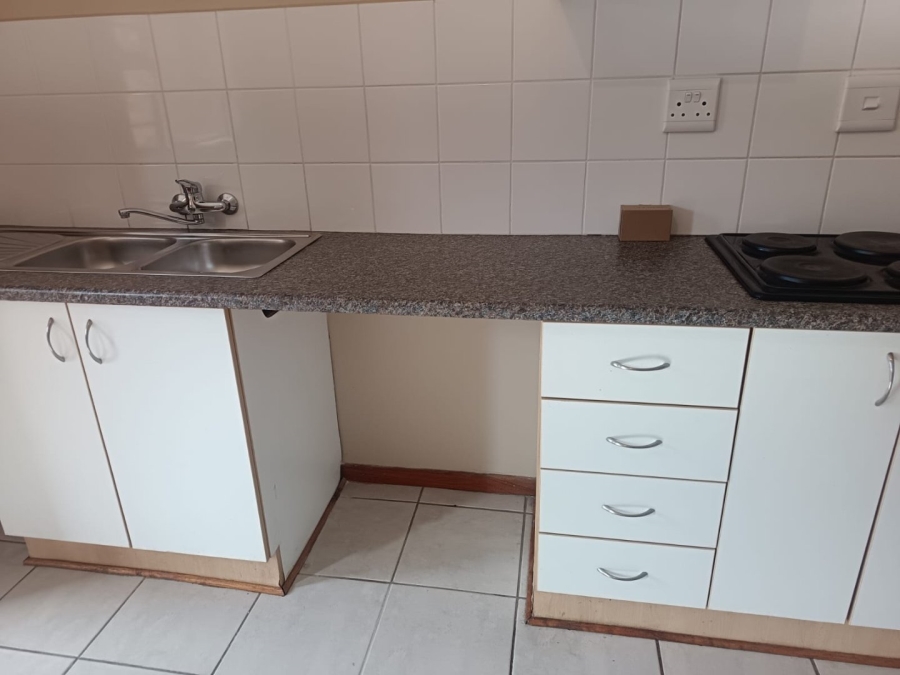 2 Bedroom Property for Sale in Rhodesdene Northern Cape